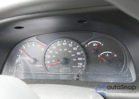 2004 Chevrolet Tracker Zr2 z USA, uszkodzony, nr VIN 2CNBJ734446910580